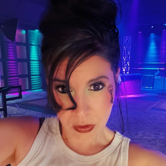 Meet your Posher, Feroxx - Picture 6 of 9